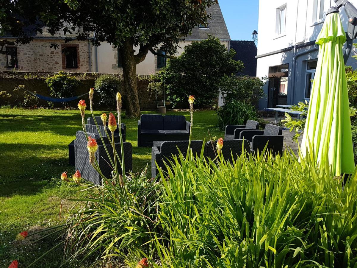 Hotel Spa De La Citadelle Lorient Port-Louis Exterior photo